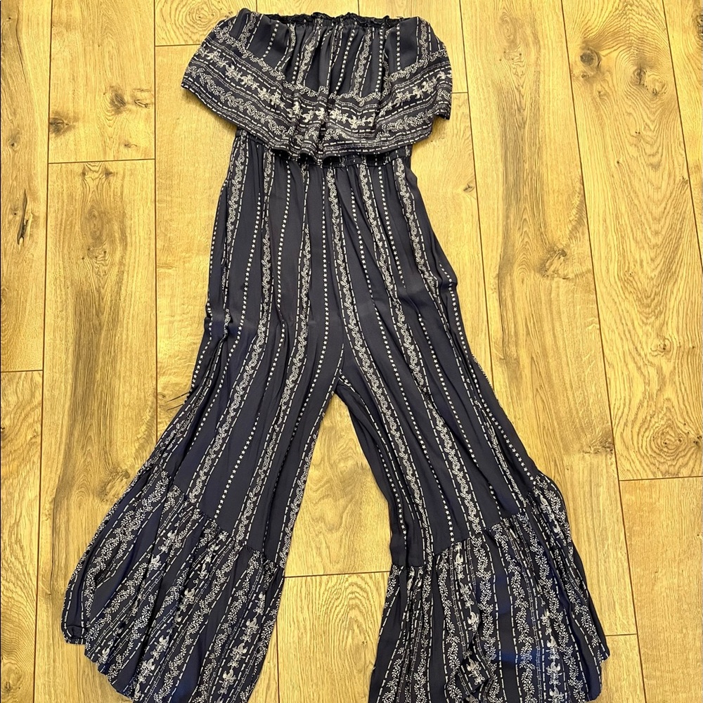 Jumper with bell bottom pants